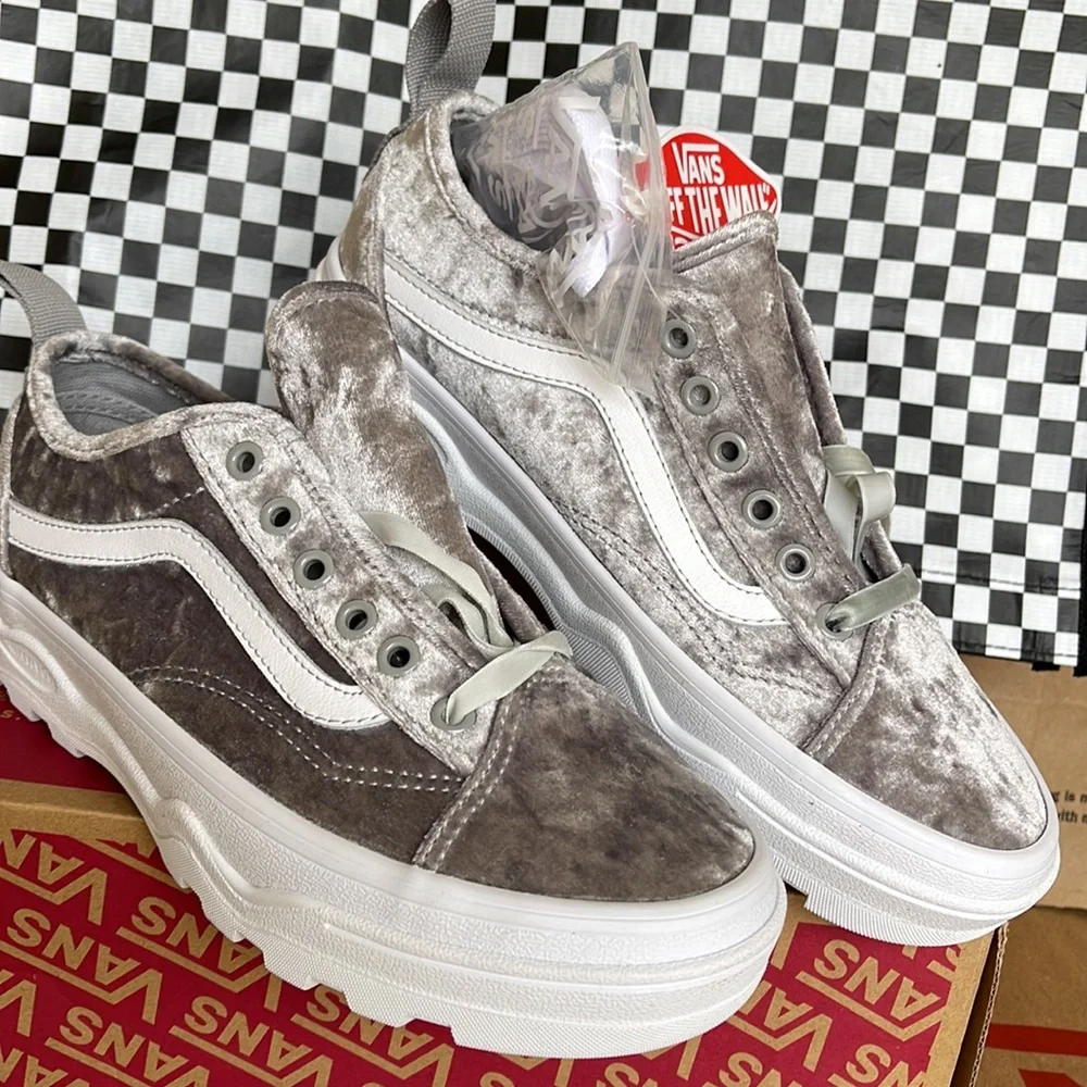 Vans Sentry Old Skool Crushed Velvet Silver/True White WMNS sneakers - Picture 7 of 16